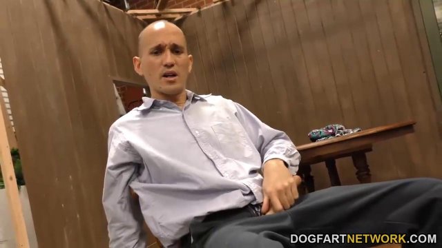 Превью Чернокожий раком трахнул жену начальника прямо на работе и слил в нее семя № 2239