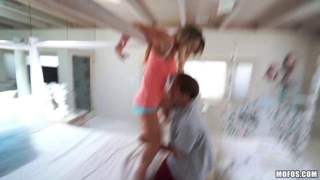 Превью Пьяная девка проиграла в карты соседу жесткую еблю в писечку № 3397