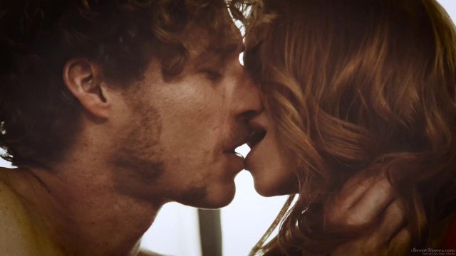 Превью Дерзко раздел свою соседку и оттрахал ее в влажную киску № 35116