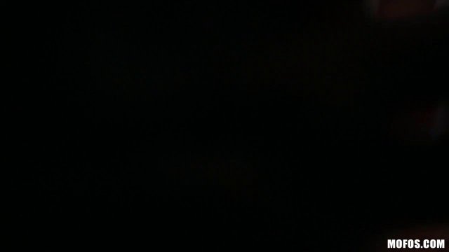 Превью Устроила мужу сюрприз и привела подругу для страстного траха втроем № 35133